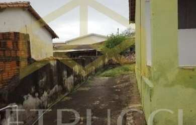 Imagem: O terreno possui 305m² de Área e está localizado em Jardim