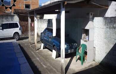 Imagem 4: CASA CARAGUATATUBA. Piscina, 200m² de Área, 4 Vagas na garageme3 Dormitórios