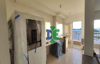 Imagem: O apartamento possui 2 Dormitórios, 1 Banheiro, 1 Vaga na garagem