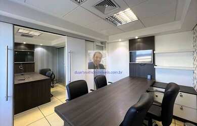 Imagem: O depósito possui 2 Vagas na garagem, 59m² de Área e está