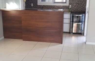 Imagem: A casa em condomínio possui 3 Dormitórios, 2 Banheiros, 2