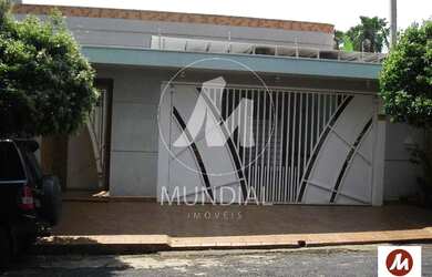 Imagem: O depósito possui 5 Vagas na garagem, 800m² de Área e está