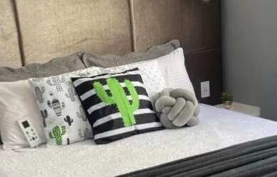 Imagem: O apartamento possui 1 Dormitório, 1 Banheiro, 1 Vaga na garagem