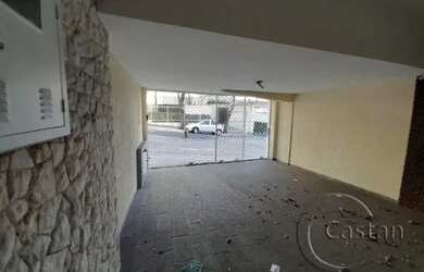 Imagem 2: Sobrado analia franco