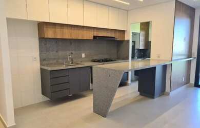 Imagem: O apartamento possui 3 Dormitórios, 2 Banheiros, 2 Vagas na