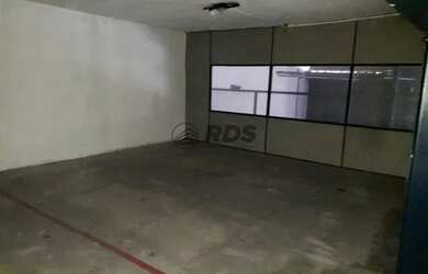 Imagem: O depósito possui 187m² de Área e está localizado em Centro