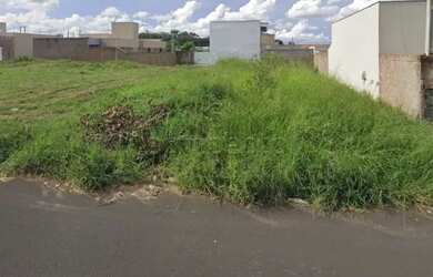 Imagem: O terreno possui 200m² de Área e está localizado em São