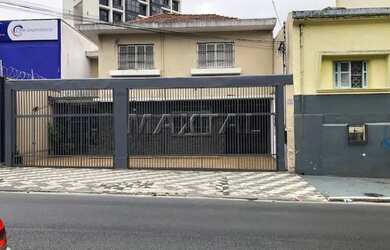 Imagem: O depósito possui 5 Vagas na garagem, 500m² de Área e está