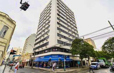 Imagem: O depósito possui 33m² de Área e está localizado em Centro