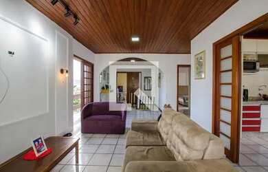 Imagem: A casa possui 2 Dormitórios, 2 Banheiros, 100m² de Área e