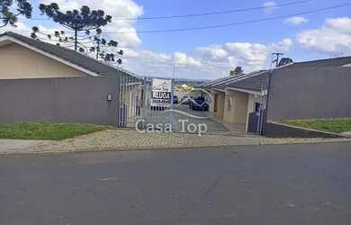 Imagem: A casa possui 2 Dormitórios, 1 Banheiro, 1 Vaga na garagem