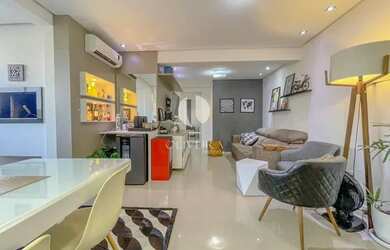 Imagem: O apartamento possui 2 Dormitórios, 2 Banheiros, 1 Vaga na