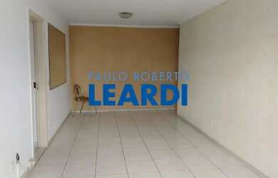 Imagem: O apartamento possui 3 Dormitórios, 3 Banheiros, 1 Vaga na