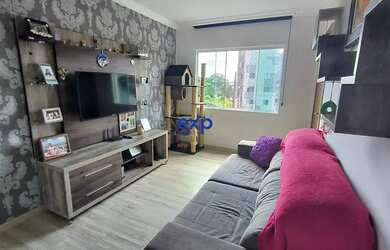 Imagem: O apartamento possui 2 Dormitórios, 1 Banheiro, 1 Vaga na garagem