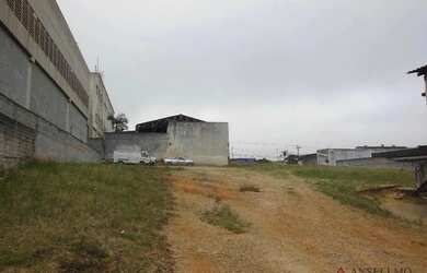 Imagem: O terreno possui 5.000m² de Área e está localizado em Vila