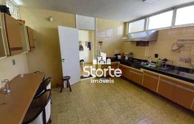 Imagem 6: Casa estilo sobrado com 4 dormitórios à venda, 340m² por R$ 1.750.000...