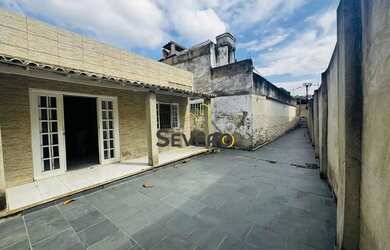 Imagem: A casa à venda possui 2 Dormitórios, 2 Banheiros e 96m² de