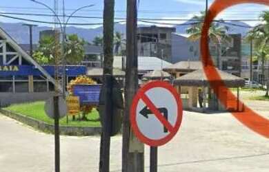 Imagem: O apartamento possui 3 Dormitórios, 3 Banheiros, 5 Vagas na