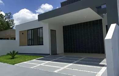 Imagem: A casa em condomínio possui 3 Dormitórios, 2 Banheiros, 2