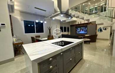 Imagem: A casa possui 4 Dormitórios, 4 Banheiros, 3 Vagas na garagem