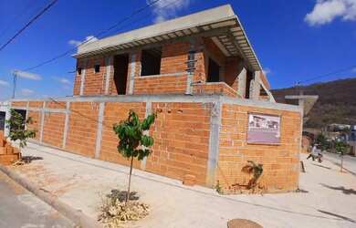 Imagem 2: Sobrado à venda no Bairro Ibituruna - Vista para a serra