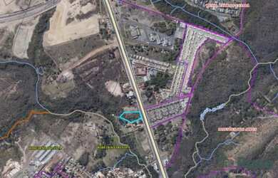 Imagem: O terreno possui 12m² de Área e está localizado em Cuiabá