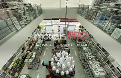 Imagem: O depósito possui 3 Vagas na garagem, 500m² de Área, Imóvel