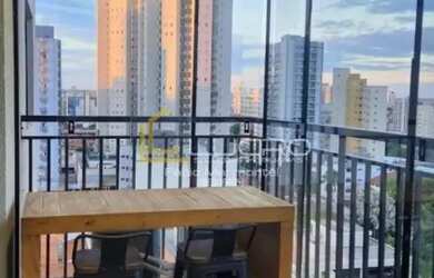 Imagem: O apartamento possui 1 Dormitório, 1 Banheiro, 1 Vaga na garagem