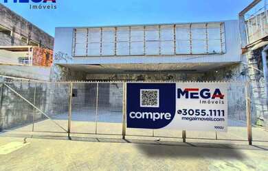 Imagem: O depósito possui 4 Vagas na garagem e 442m² de Área e está