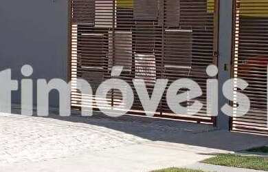 Imagem: O apartamento possui 3 Dormitórios, 1 Banheiro, 1 Vaga na garagem