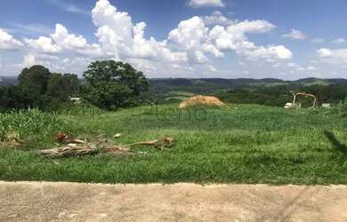 Imagem: O terreno possui 1.710m² de Área e está localizado em Caminhos