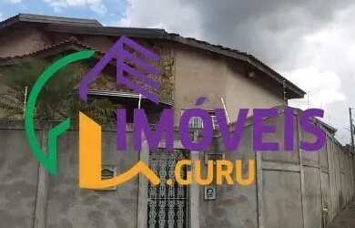 Imagem: A casa possui 4 Dormitórios, 1 Banheiro, 4 Vagas na garagem