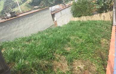 Imagem: Terreno de 200 M2 na Rua Maria Geralda dos Santos, Bairro Santa