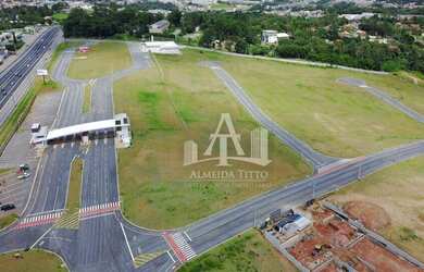 Imagem: O terreno possui 2.764m² de Área e está localizado em Jardim