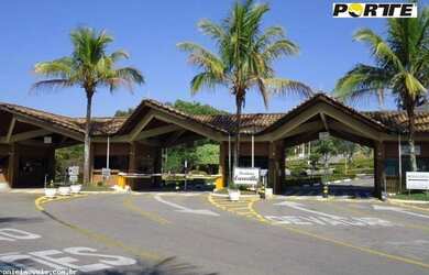 Imagem: A casa em condomínio possui 3 Dormitórios, 2 Banheiros e 170m²