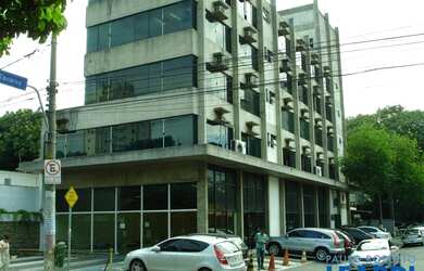 Imagem: O depósito possui 5 Vagas na garagem, 613m² de Área e está