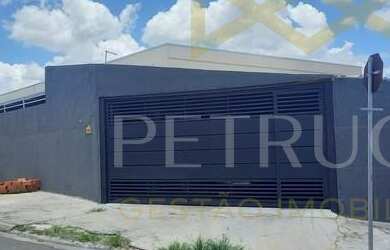 Imagem: A casa possui 2 Dormitórios, 2 Banheiros, 2 Vagas na garagem