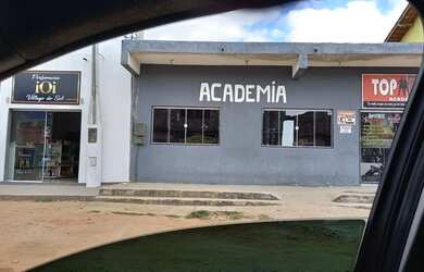 Imagem: O terreno possui 220-0m² de Área e está localizado em Village