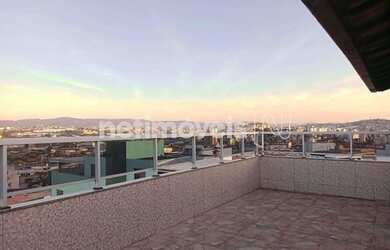 Imagem: O apartamento na cobertura possui 4 Dormitórios, 1 Banheiro