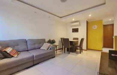 Imagem: A casa em condomínio possui 4 Dormitórios, 3 Banheiros, 1