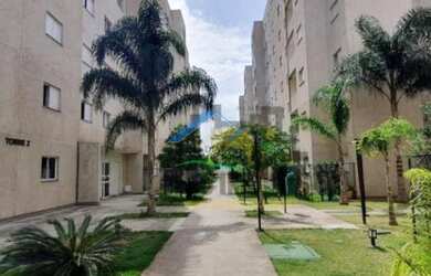 Imagem: O apartamento possui 2 Dormitórios, 1 Banheiro, 1 Vaga na garagem