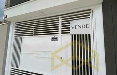 Imagem: A casa possui 2 Dormitórios, 1 Banheiro, 1 Vaga na garagem