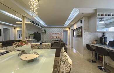 Imagem: O apartamento possui 3 Dormitórios, 2 Banheiros, 2 Vagas na