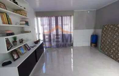 Imagem: A casa possui 2 Dormitórios, 1 Banheiro, 1 Vaga na garagem