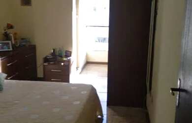 Imagem: A casa possui 2 Dormitórios, 2 Banheiros, 1 Vaga na garagem