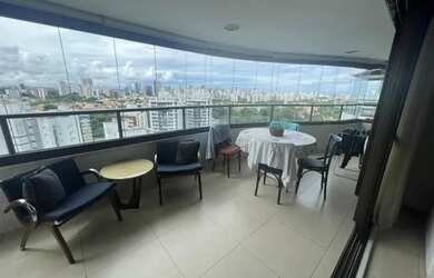 Imagem: O apartamento possui 4 Dormitórios, 5 Banheiros, 3 Vagas na