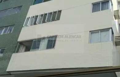 Imagem: O apartamento possui 3 Dormitórios, 1 Banheiro, 1 Vaga na garagem