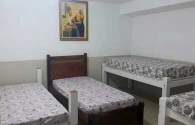 Imagem 7: Casa Guarujá. Piscina, Churrasqueira, 5 Vagas na garageme3 Dormitórios