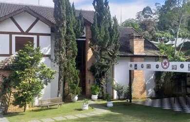 Imagem: A casa em condomínio possui 3 Dormitórios, 5 Banheiros, 5