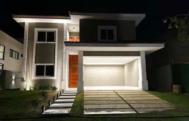 Imagem: A casa em condomínio possui 4 Dormitórios, 5 Banheiros, 3